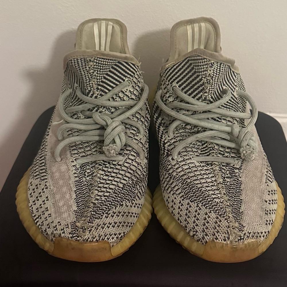 Adidas Yeezy Boost 350 V2 Yeezreel (Non-Reflective) FW5191 Size 11.5